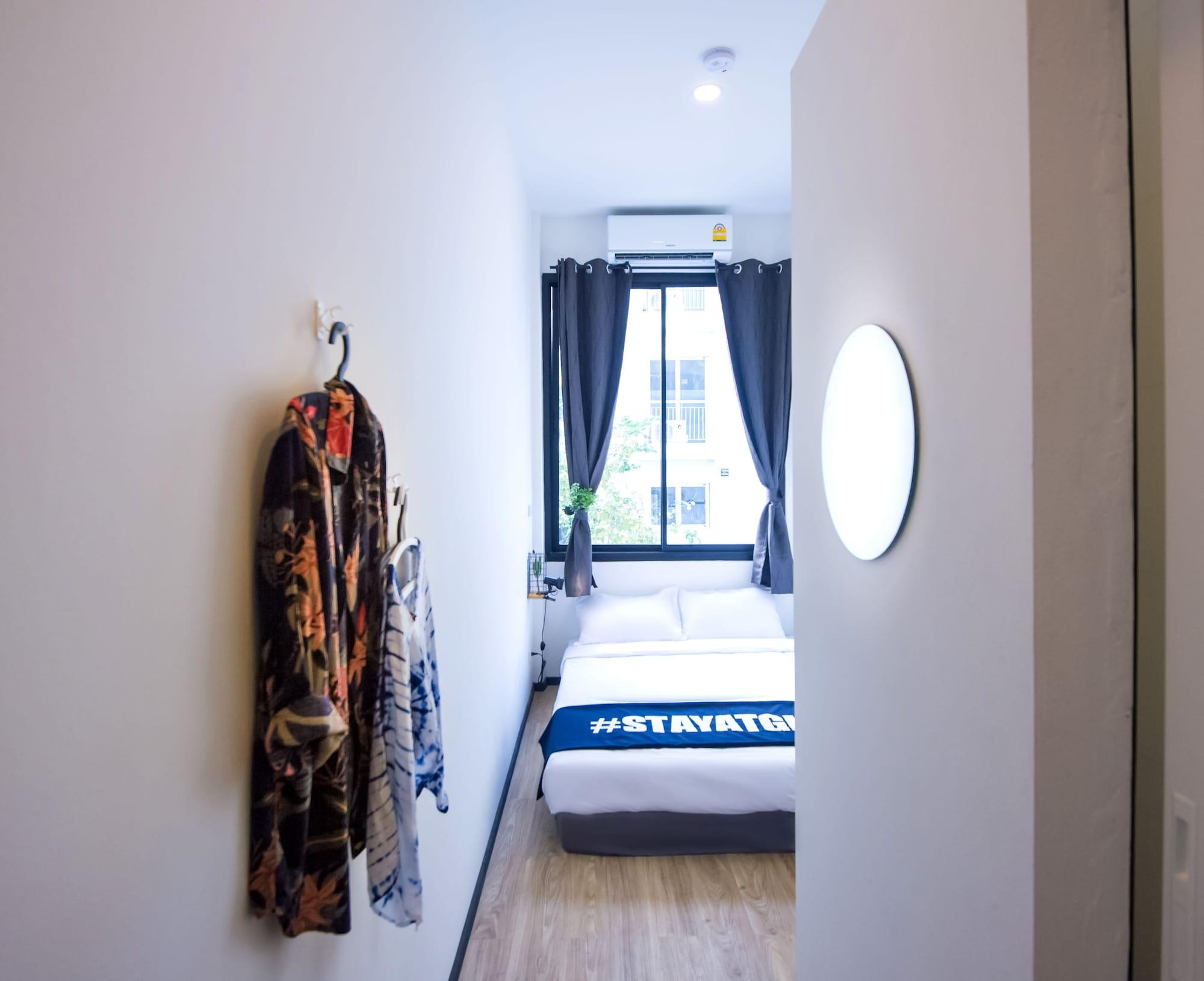 Glur Phuket Patong Beach Экстерьер фото