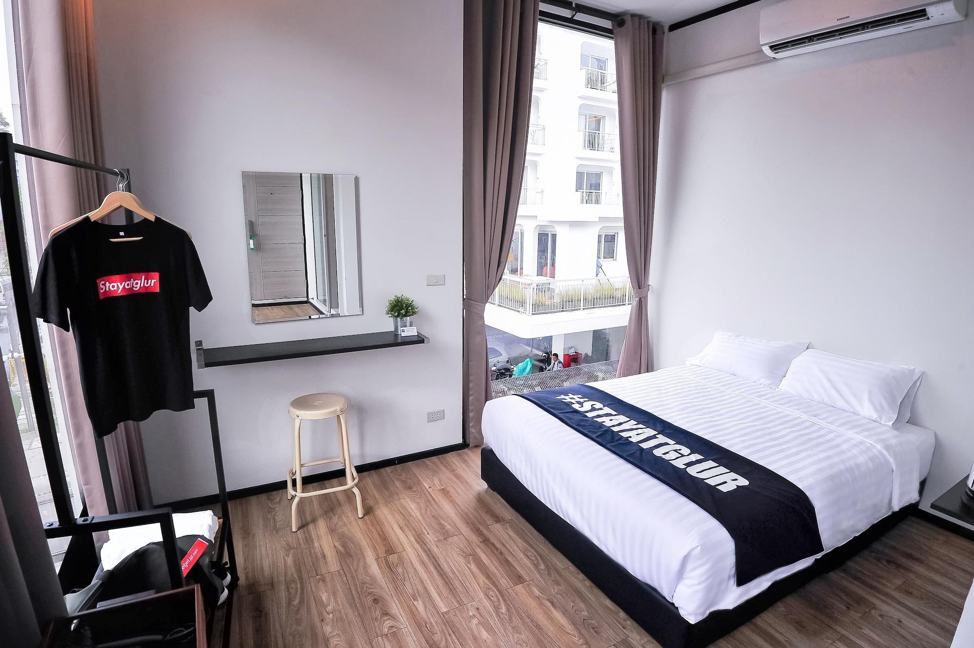 Glur Phuket Patong Beach Экстерьер фото