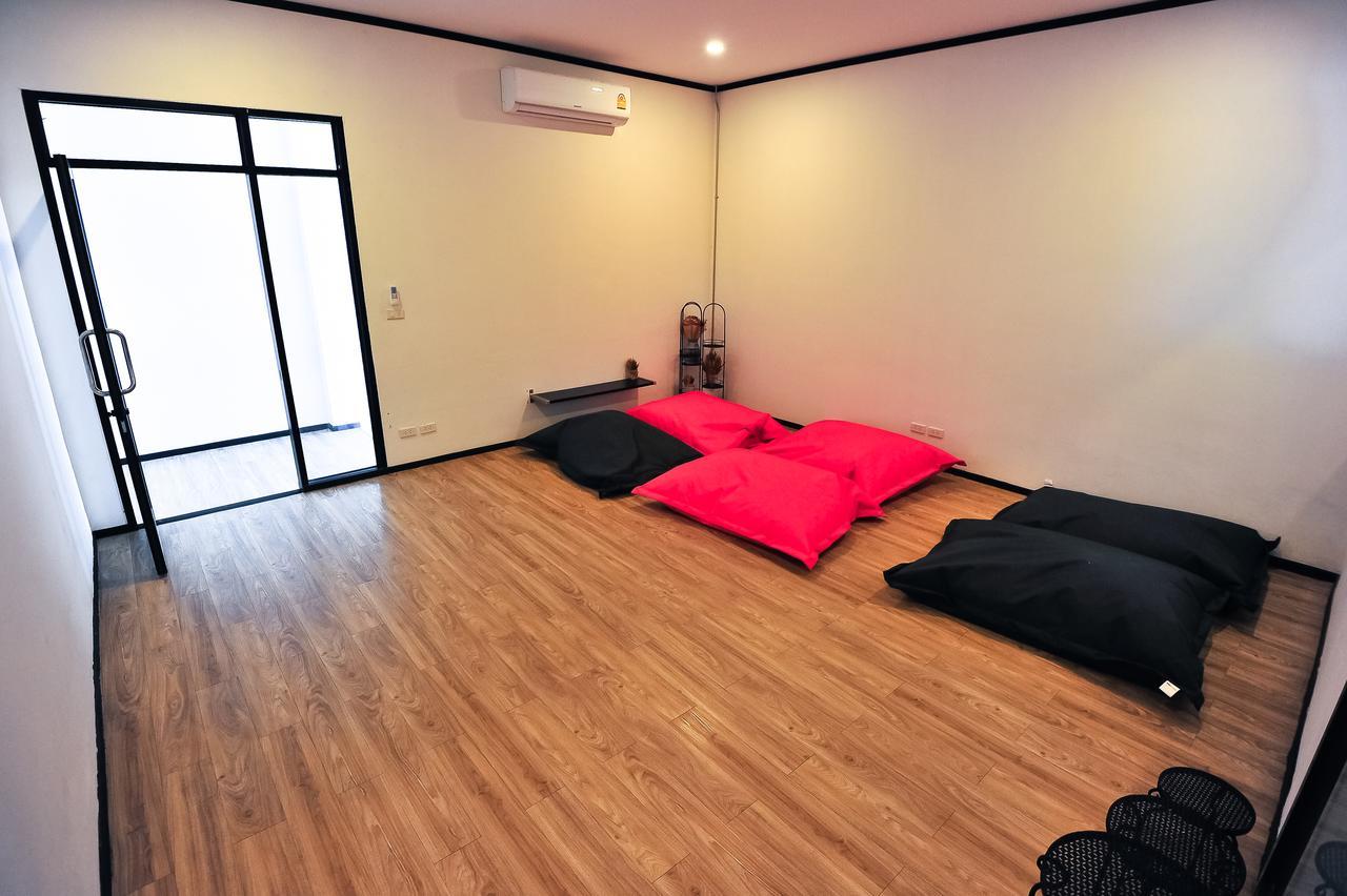 Glur Phuket Patong Beach Экстерьер фото